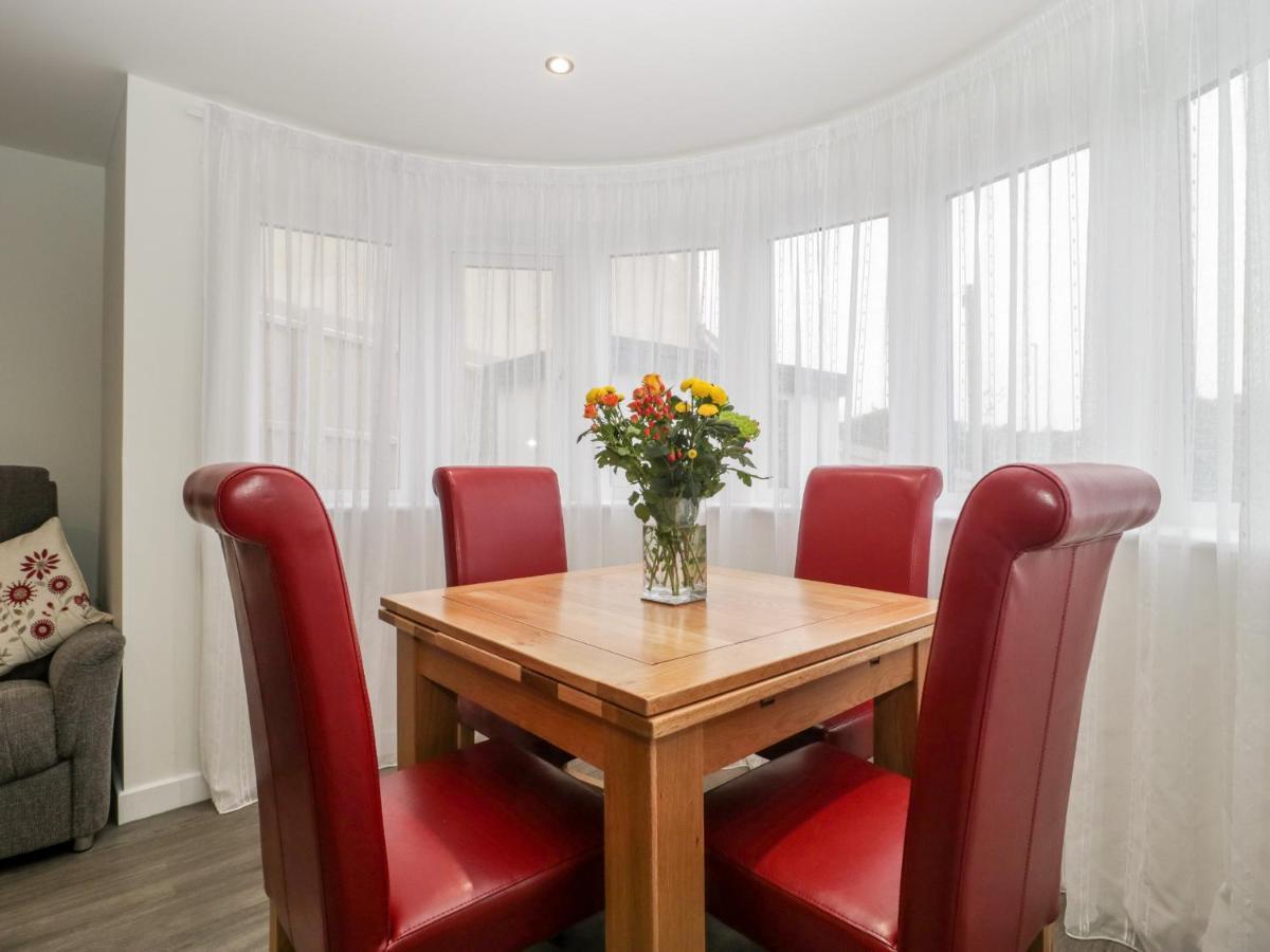 Flat 2, 38 Preston Road Daire Weymouth Dış mekan fotoğraf