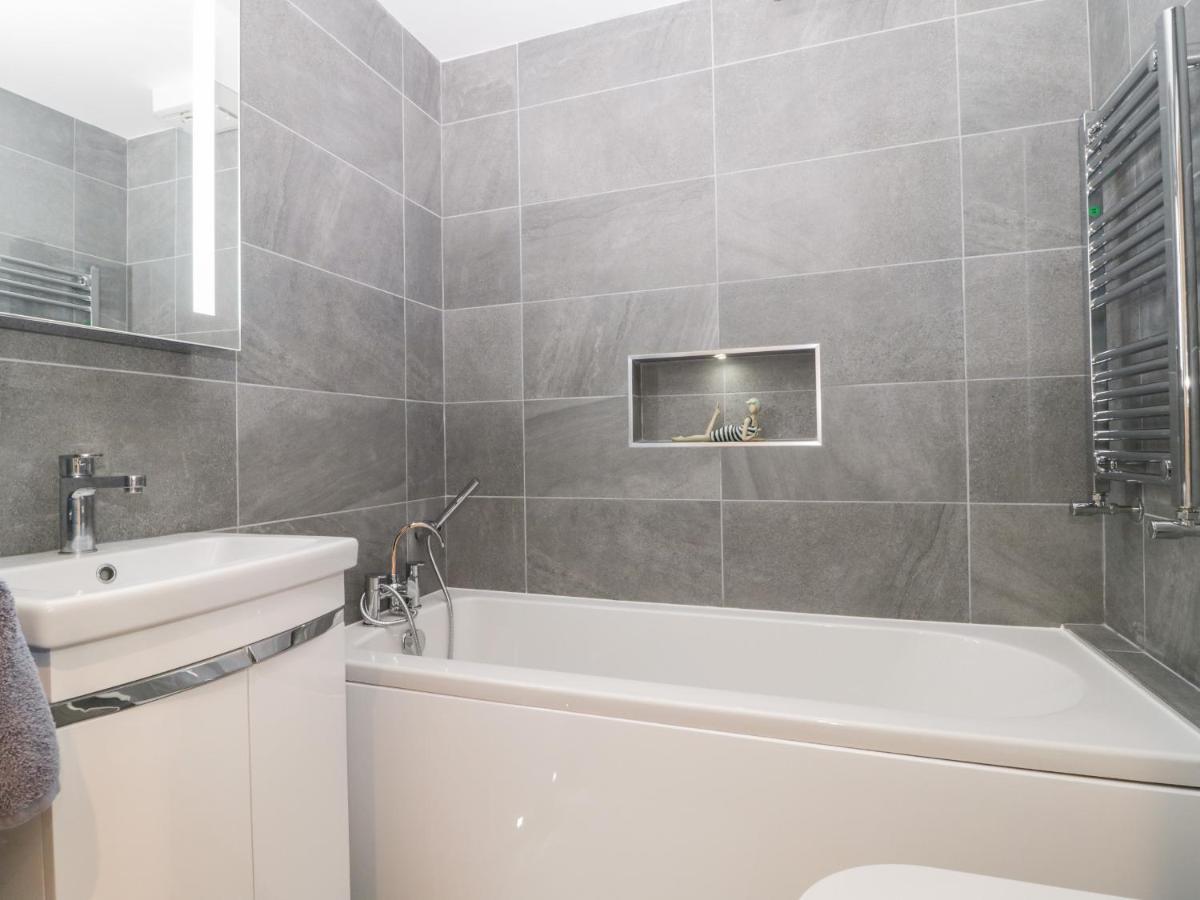 Flat 2, 38 Preston Road Daire Weymouth Dış mekan fotoğraf
